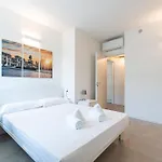 Daire Elegante Bilocale Isola A - Mirable Pm *