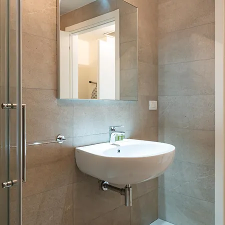 Apartament Elegante Bilocale Isola A - Mirable Pm